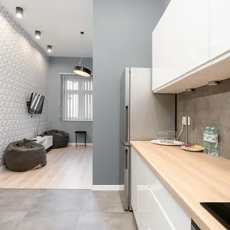 Starowislna 51 By Bookinghost