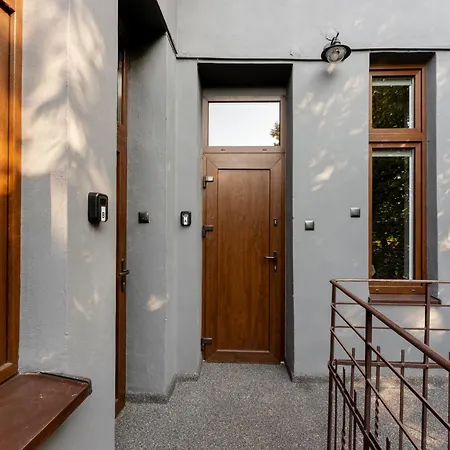 Starowislna 51 By Bookinghost * Krakau